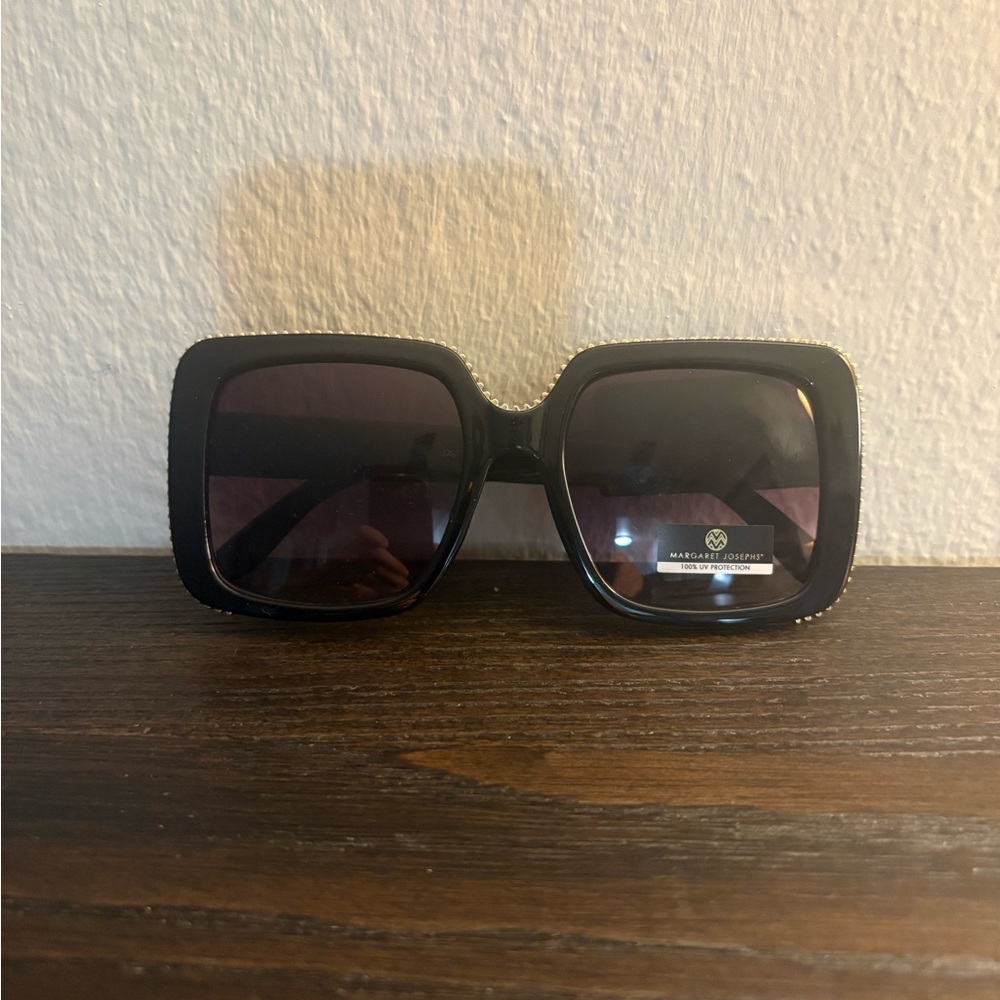 NEW Margaret Joseph Black Square Sunglasses